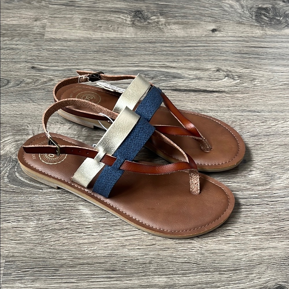 Stylish Women's Sandals in Gold and Brown